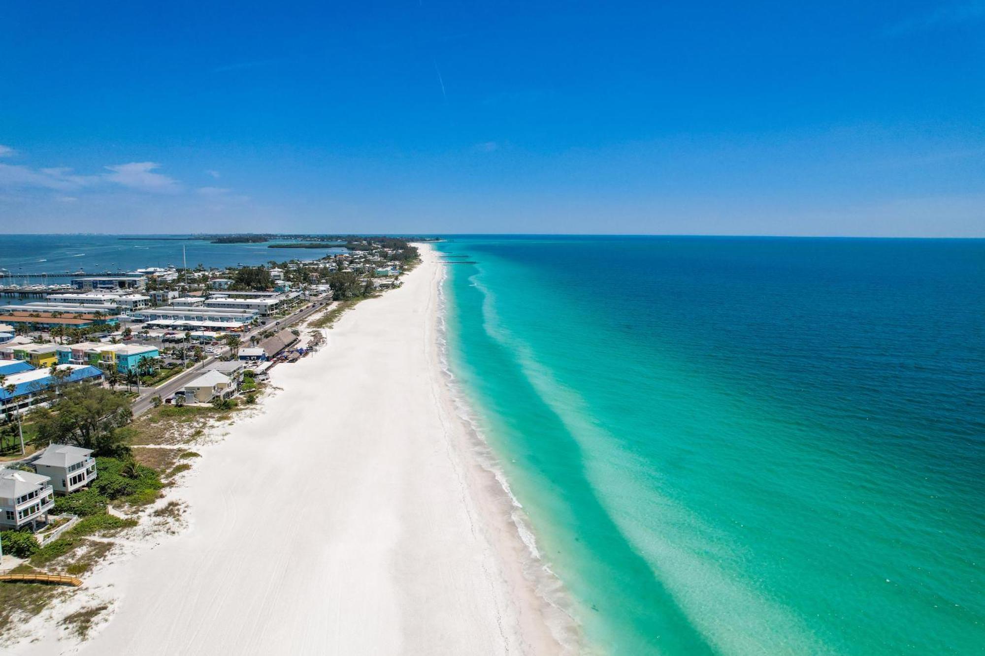 Beach Front Condo Sea View Play At Gulf Place Holmes Beach Exterior photo